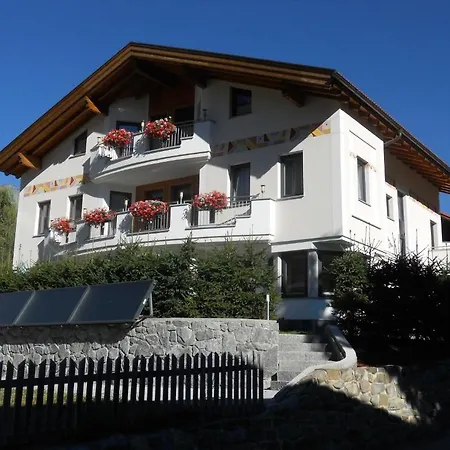 Alpen Royal Apartment Nauders